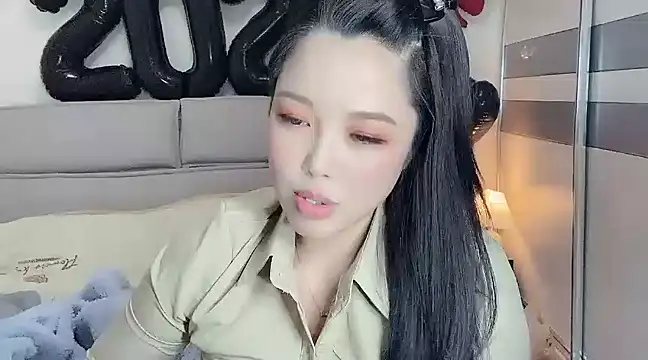 Snapshot of kk_lele chatting on February 2025 07:50:01 AM kk lele online show from February 2025 07:50:01 AM