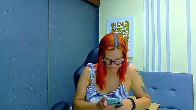Snapshot of Britney_taylor_ chatting on June 2026 08:24:01 PM Britney taylor online show from June 2026 08:24:01 PM