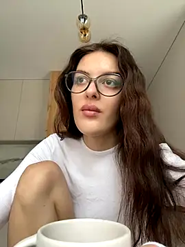 Snapshot of little_belucci chatting on October 2025 01:31:02 PM little belucci online show from October 2025 01:31:02 PM