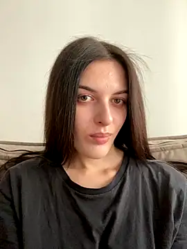 Snapshot of little_belucci chatting on November 2025 01:32:02 PM little belucci online show from November 2025 01:32:02 PM