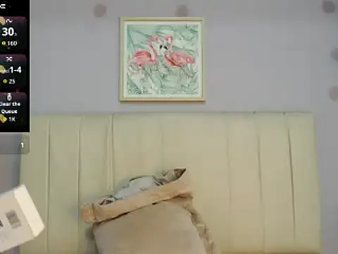 Snapshot of amy_le01 chatting on December 2025 02:01:02 PM amy le01 online show from December 2025 02:01:02 PM