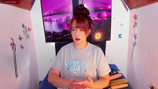 Hannaa32 online show from September 2025 08:09:02 PM