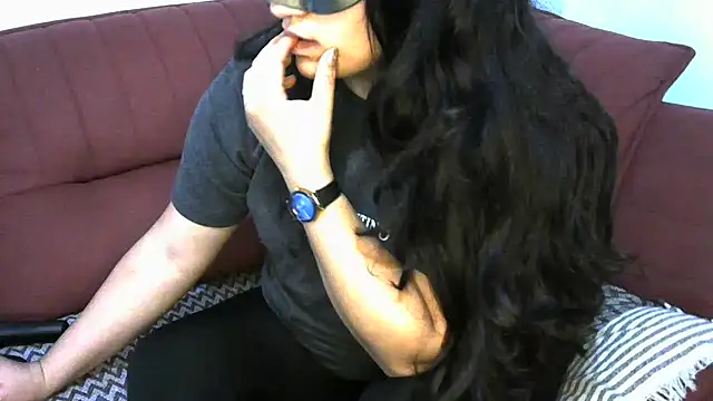 Snapshot of insatiableeee chatting on December 2024 07:33:01 PM insatiableeee online show from December 2024 07:33:01 PM