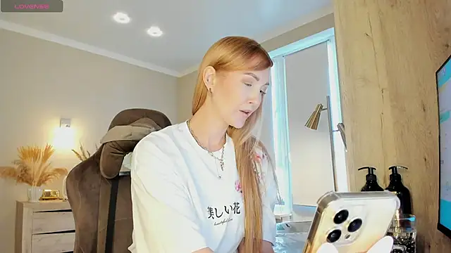 HotyPlays online show from March 2026 11:05:02 AM