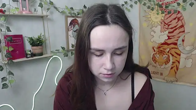 VeryVeryVeryShy  online show from April 2026 05:36:01 AM