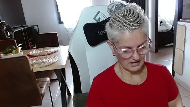 bety-cum2 online show from February 2026 02:11:02 PM