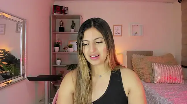 little antonela online show from December 2024 02:42:02 PM