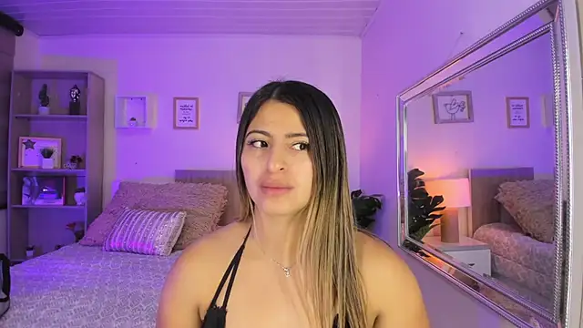 little antonela online show from February 2025 02:25:02 PM