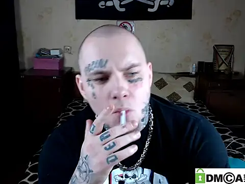 Keny Collins online show from April 2026 07:01:02 PM