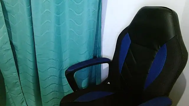 Snapshot of katia_mature chatting on March 2025 08:27:01 AM katia mature online show from March 2025 08:27:01 AM