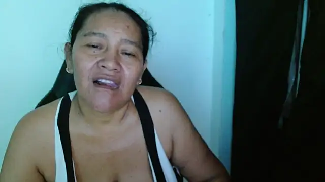 Snapshot of katia_mature chatting on October 2025 07:34:01 PM katia mature online show from October 2025 07:34:01 PM