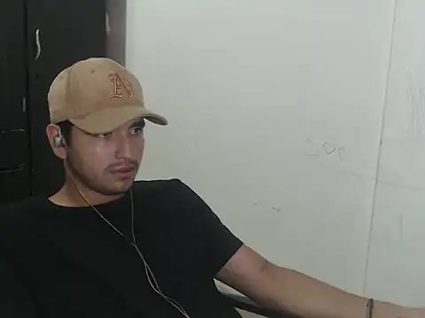 kylian 07 online show from November 2025 02:21:01 AM