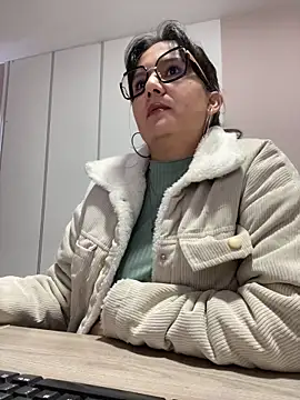 Snapshot of SWEETLILY18 chatting on March 2025 11:34:02 AM SWEETLILY18 online show from March 2025 11:34:02 AM