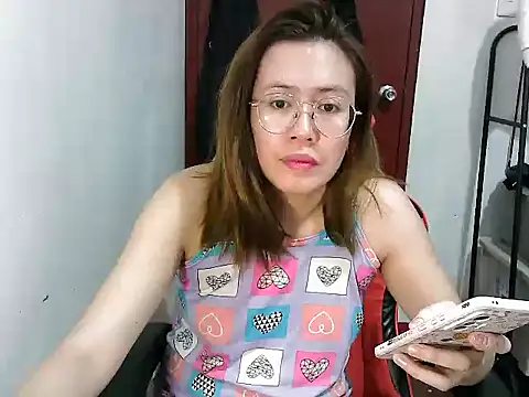 Snapshot of crizzybel chatting on January 2025 12:53:02 PM crizzybel online show from January 2025 12:53:02 PM