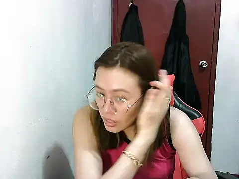 Snapshot of crizzybel chatting on January 2025 04:34:01 PM crizzybel online show from January 2025 04:34:01 PM