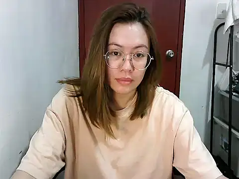 Snapshot of crizzybel chatting on January 2025 08:48:02 PM crizzybel online show from January 2025 08:48:02 PM