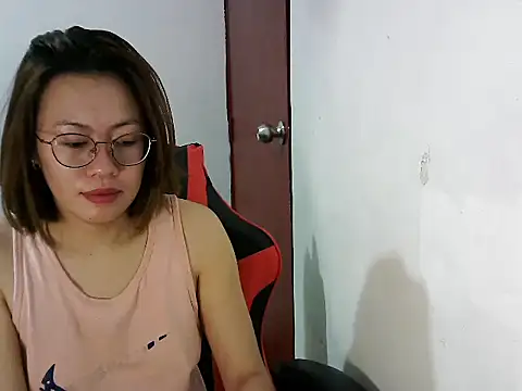 Snapshot of crizzybel chatting on March 2025 11:56:02 PM crizzybel online show from March 2025 11:56:02 PM