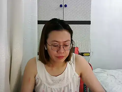 Snapshot of crizzybel chatting on March 2025 06:29:02 PM crizzybel online show from March 2025 06:29:02 PM