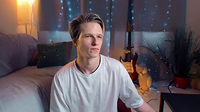 Breston Sweet online show from April 2026 06:53:02 AM