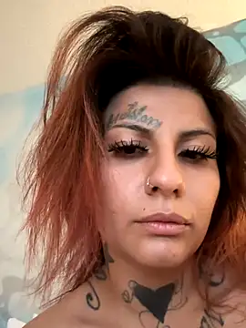 prettypurplep online show from November 2025 02:49:02 PM