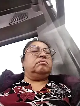 Keyla01  online show from December 2025 10:46:02 AM