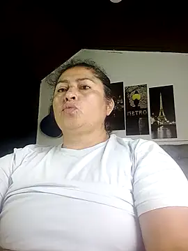 Keyla01  online show from April 2026 06:32:02 PM