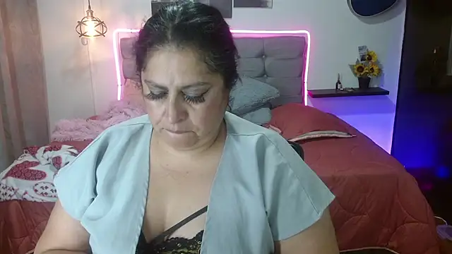 Snapshot of Keyla01_ chatting on June 2026 03:58:02 AM Keyla01 online show from June 2026 03:58:02 AM