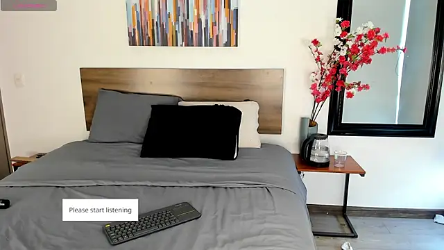 Ginebraa Saenz online show from December 2024 02:17:01 PM