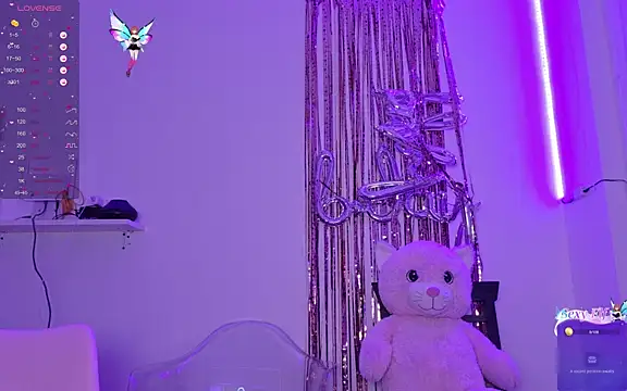 martiiaciar online show from March 2026 04:06:02 AM