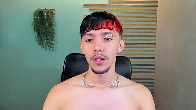 2tommy greg online show from January 2025 07:29:01 PM