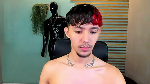 2tommy greg online show from January 2025 01:11:02 PM