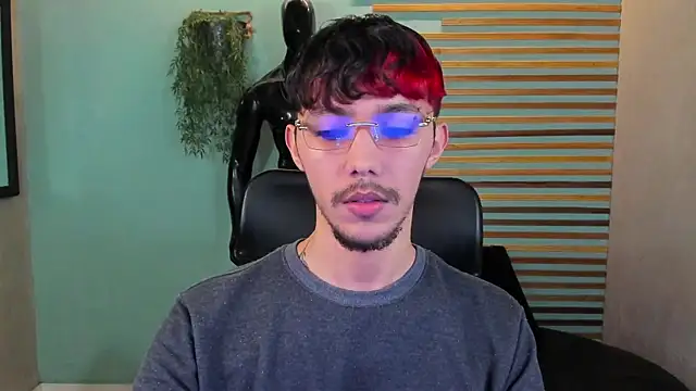 2tommy greg online show from January 2025 06:52:01 PM