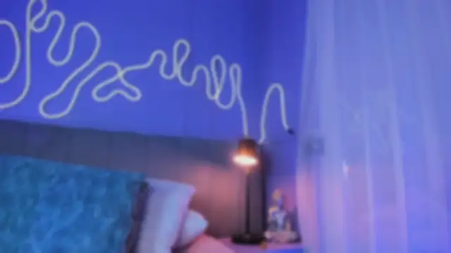 Snapshot of Sofly_s chatting on February 2026 11:58:02 AM Sofly s online show from February 2026 11:58:02 AM