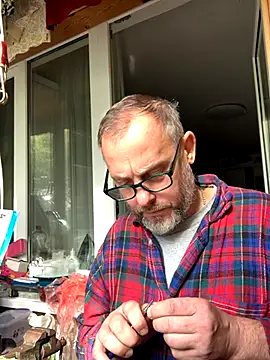 Snapshot of GHsveter chatting on September 2025 11:37:01 AM GHsveter online show from September 2025 11:37:01 AM