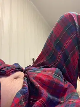 Snapshot of GHsveter chatting on October 2025 10:57:01 AM GHsveter online show from October 2025 10:57:01 AM