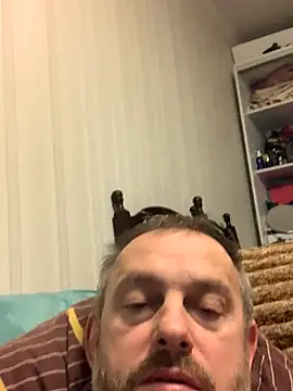 Snapshot of GHsveter chatting on October 2025 10:25:01 AM GHsveter online show from October 2025 10:25:01 AM