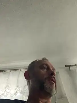 Snapshot of GHsveter chatting on October 2025 12:30:01 PM GHsveter online show from October 2025 12:30:01 PM