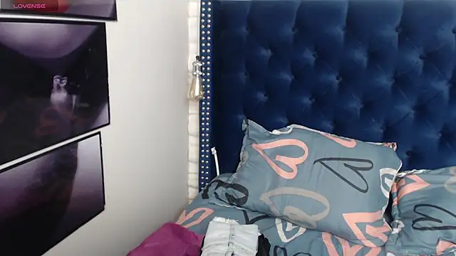 Eva-Williams online show from February 2025 09:41:02 PM