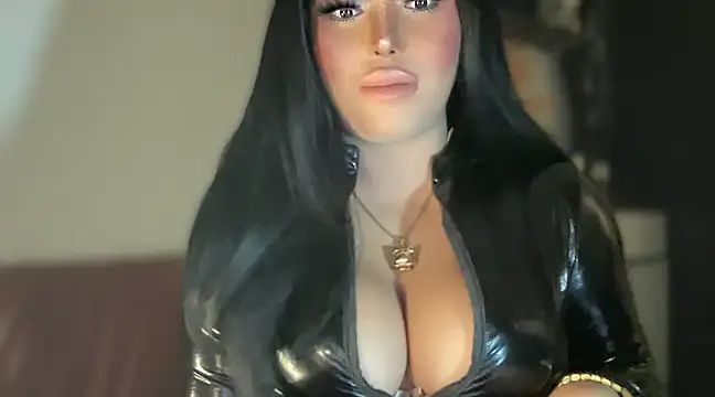 Snapshot of BigDominaMia chatting on February 2025 06:15:02 PM BigDominaMia online show from February 2025 06:15:02 PM