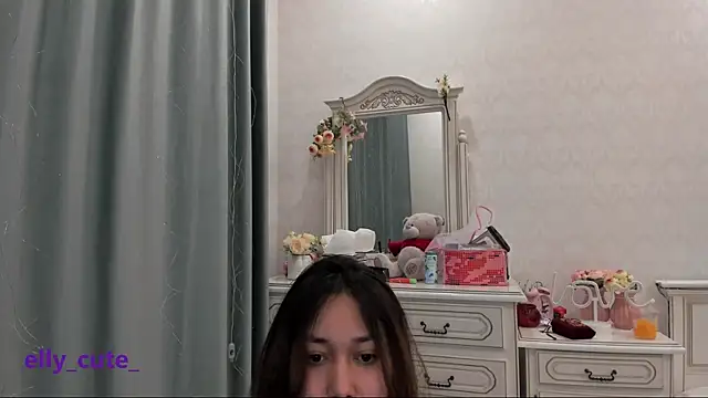 Elly Cute online show from January 2025 08:14:02 PM