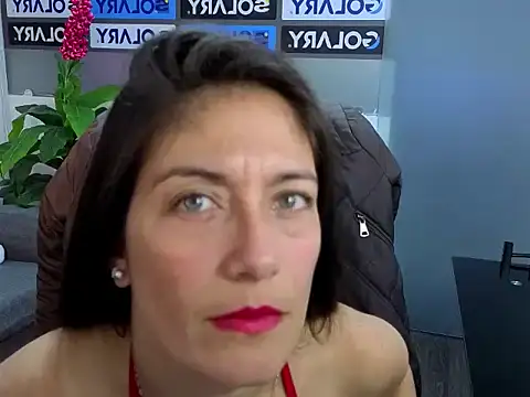 AnnyMilet  online show from February 2026 02:24:01 PM