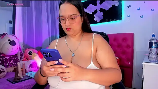 Teffy  xxx online show from December 2024 02:42:01 AM