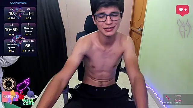 Snapshot of GoldenProject chatting on October 2025 02:23:02 AM GoldenProject online show from October 2025 02:23:02 AM