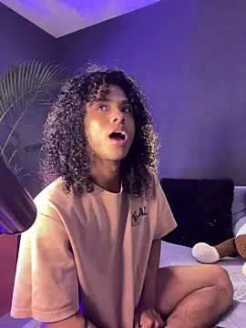 Lucas eevans online show from November 2025 01:25:02 AM