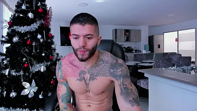 Snapshot of Frank_Farrell chatting on December 2024 03:04:01 PM Frank Farrell online show from December 2024 03:04:01 PM