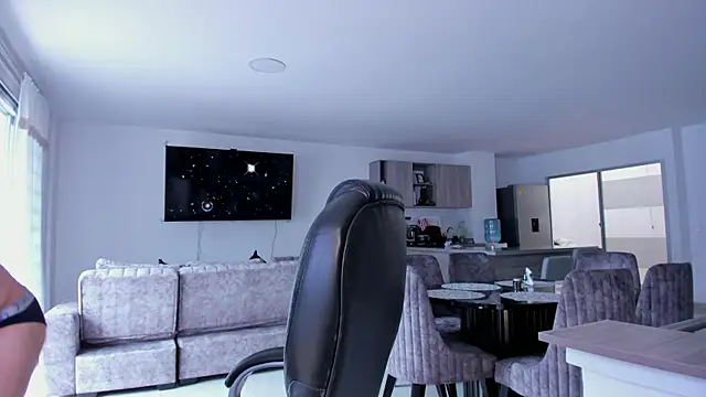 Snapshot of Frank_Farrell chatting on February 2025 08:35:02 PM Frank Farrell online show from February 2025 08:35:02 PM