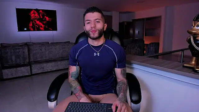 Snapshot of Frank_Farrell chatting on February 2025 01:30:02 AM Frank Farrell online show from February 2025 01:30:02 AM