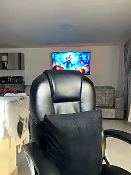 Snapshot of Frank_Farrell chatting on October 2025 11:06:02 PM Frank Farrell online show from October 2025 11:06:02 PM