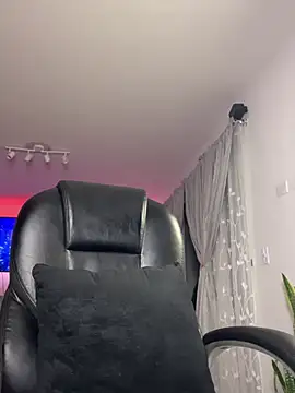 Frank Farrell online show from February 2026 06:40:02 AM