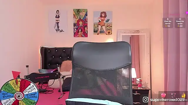 superheroxx online show from September 2025 12:58:02 AM